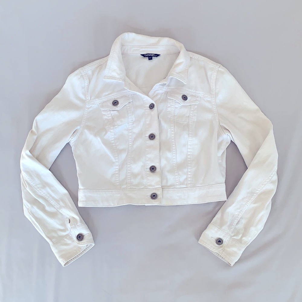 ✨2 for $25 White denim crop jacket | S